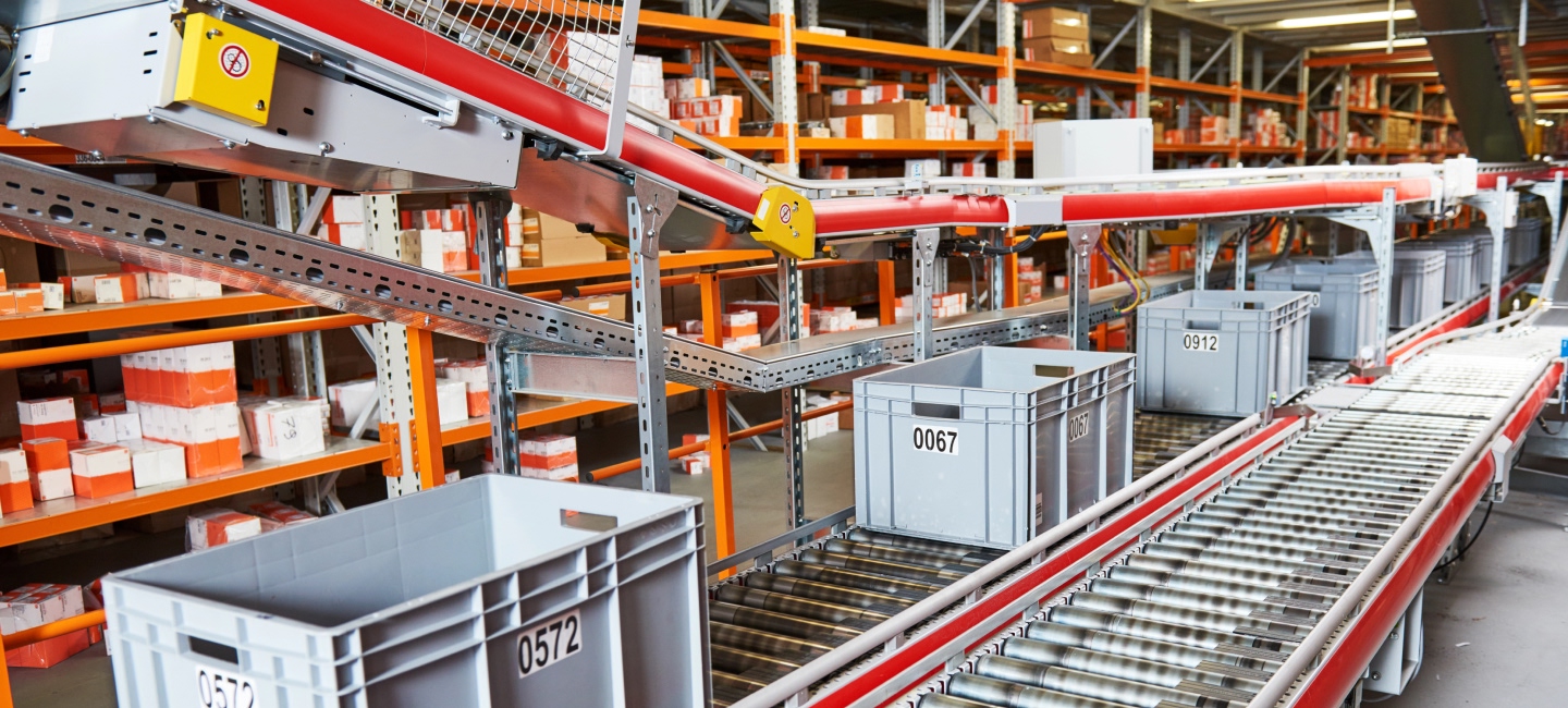 Clasificación automatizada de paquetes en almacén para importación con CTT Express.